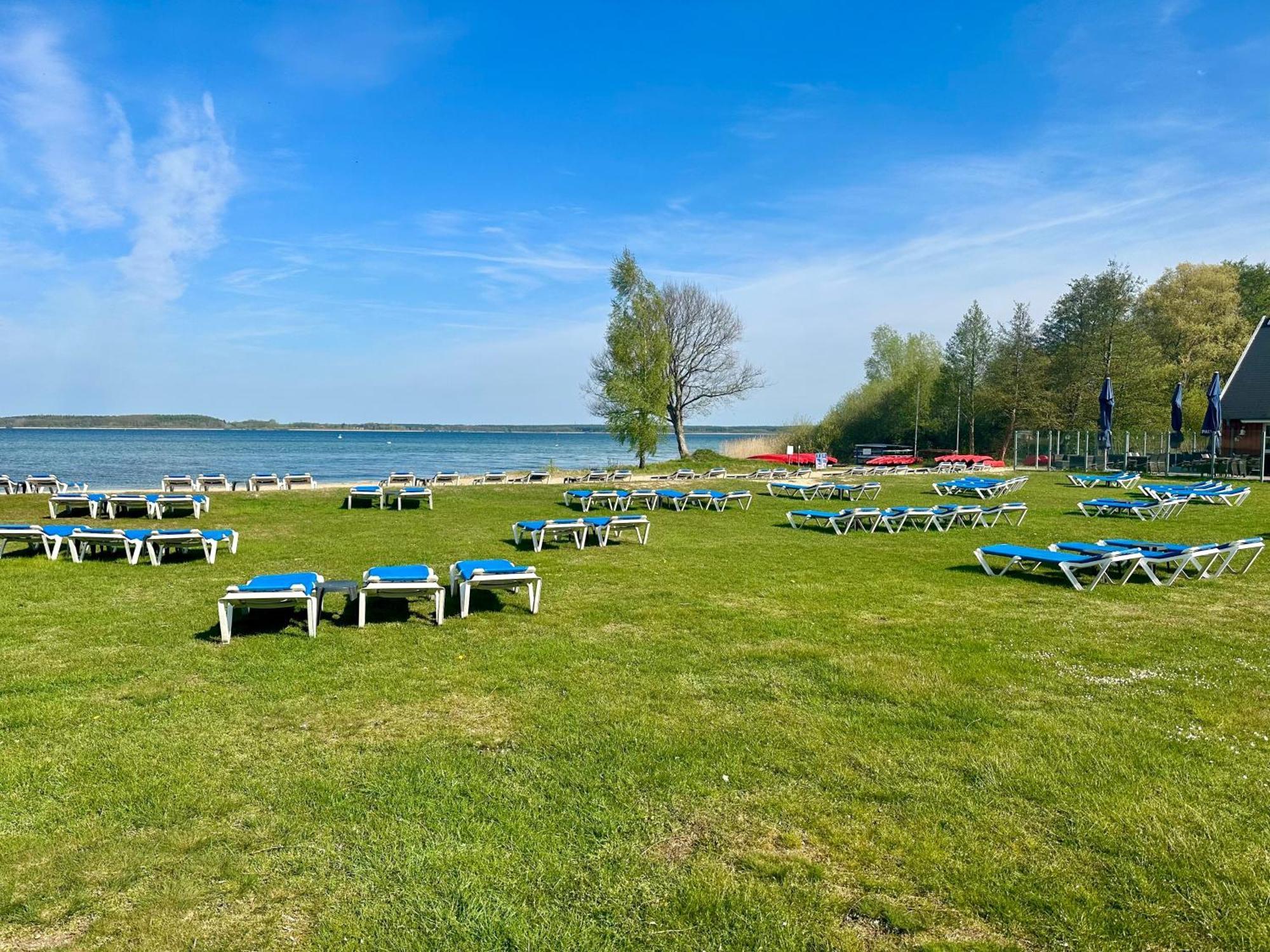 Kapitaens-Bungalow Am See Гёрен-Леббин Экстерьер фото